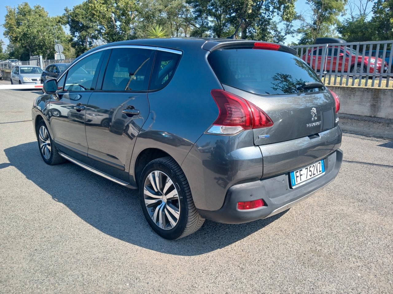 Peugeot 3008 BlueHDi 130 S&S EAT8 Active Pack
