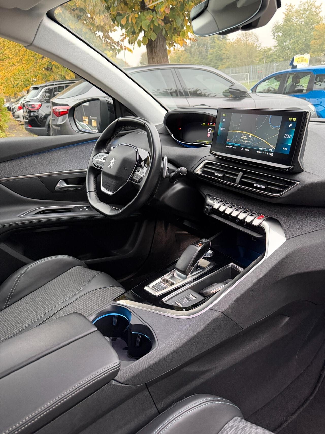 Peugeot 3008 Hybrid 225 e-EAT8 Allure Pack