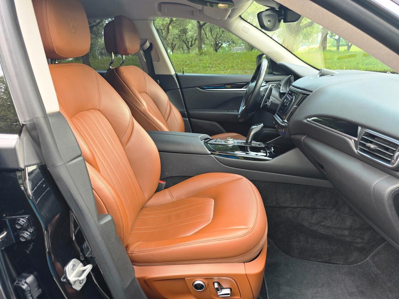 Maserati Levante V6 AWD 350 CV BENZINA - 2021
