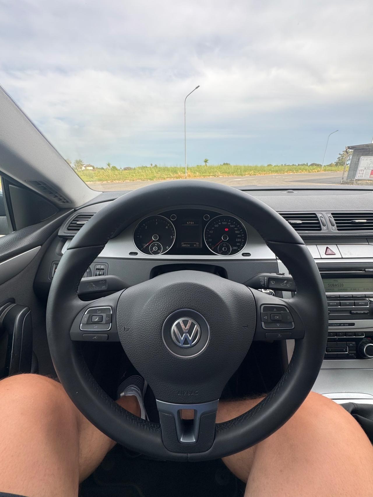 Volkswagen Passat 2.0 TDI DPF Highline