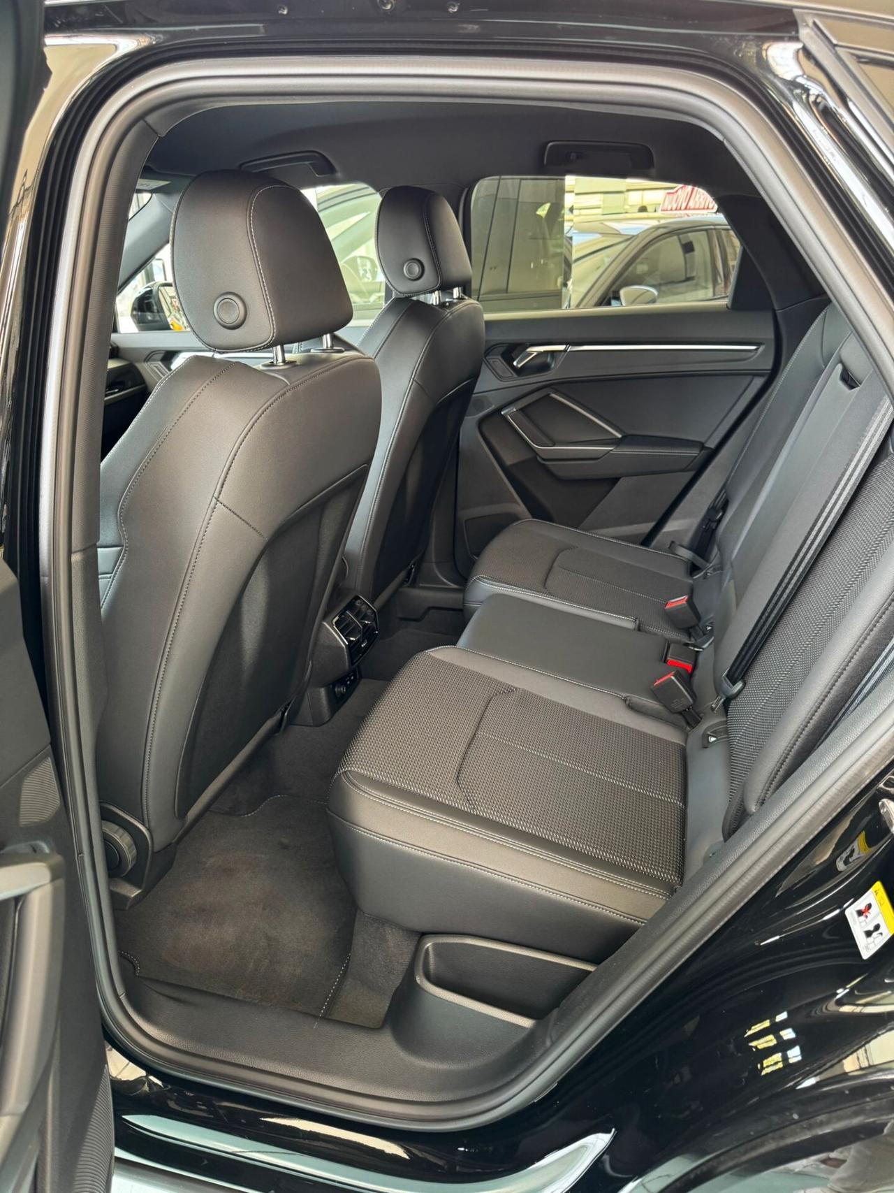 Audi Q3 SPB 40 TDI quat. Sline Stronic Identity Black