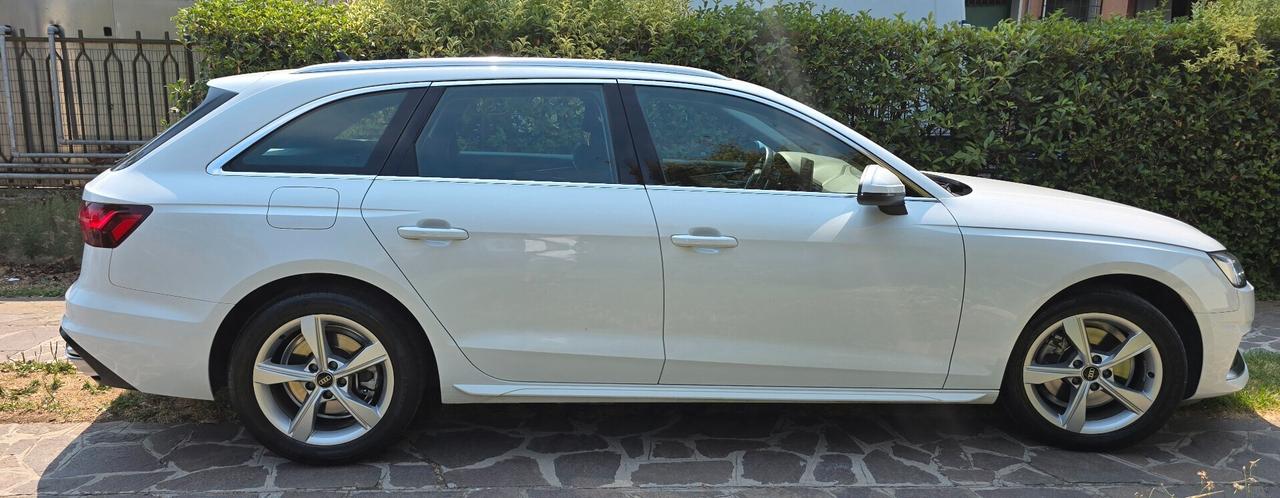Audi A4 Avant 35 TDI/163 CV S tronic line edition