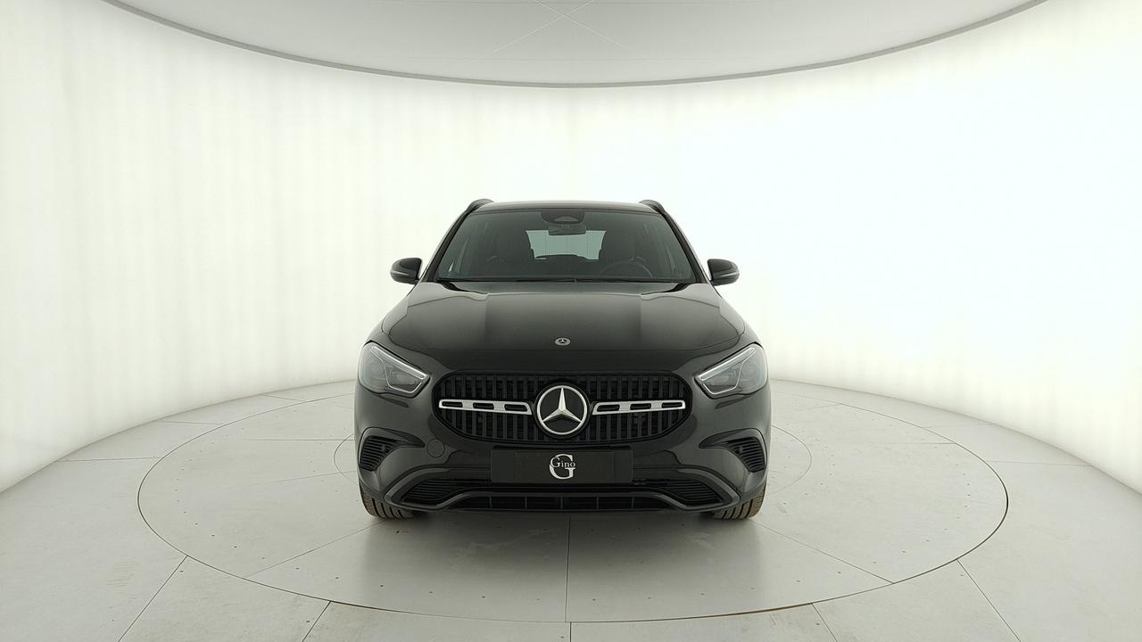 Mercedes-Benz GLA 200 d automatic