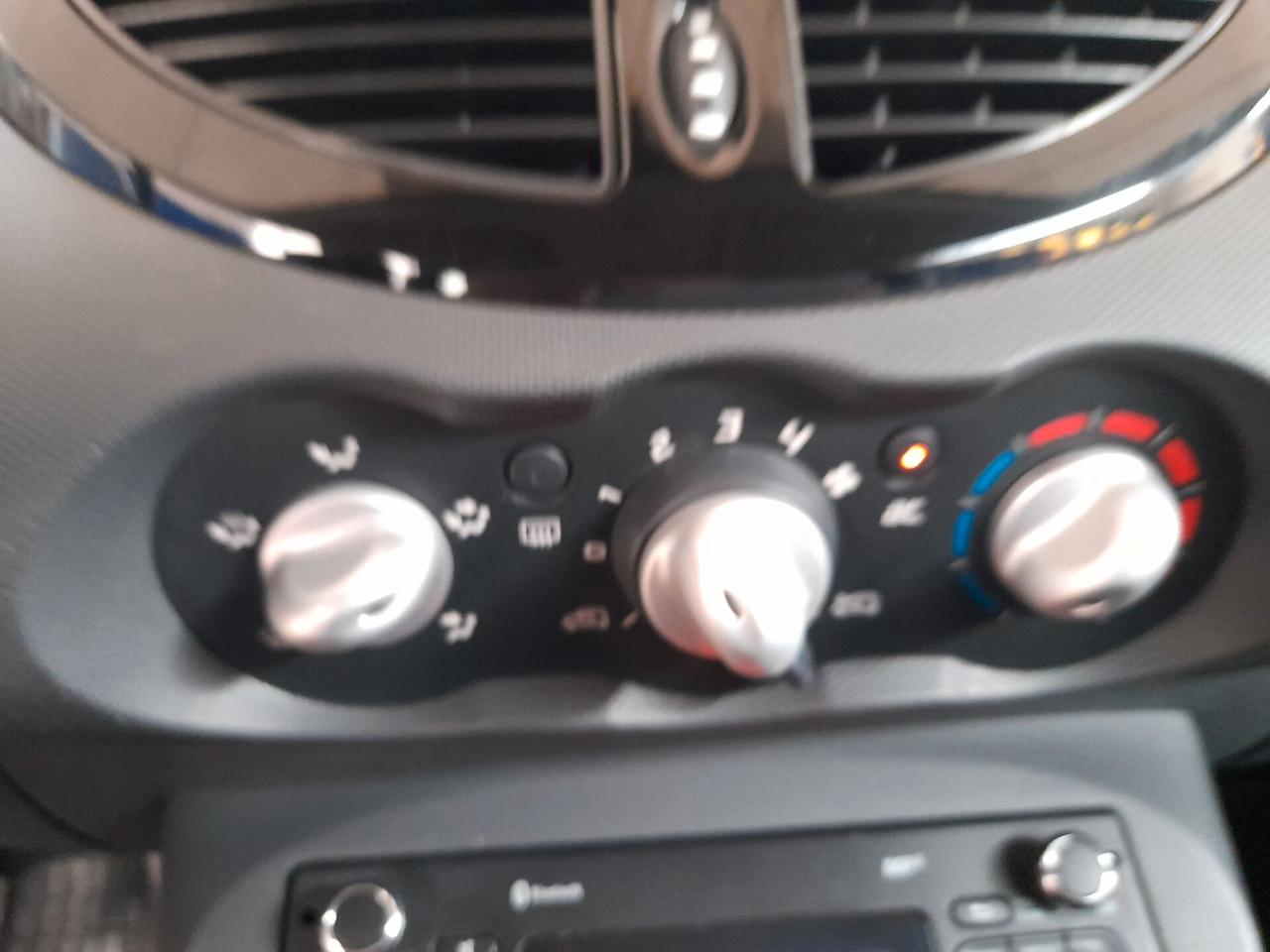 Renault Twingo 1.2 16V Live