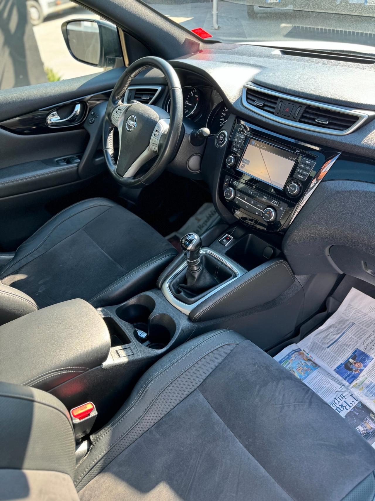 Nissan Qashqai 1.5 dCi Tekna | TETTO PANORAMICO