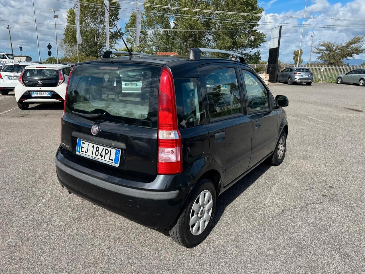 Fiat Panda 1.2 BENZINA NEOPATENTATI 2011