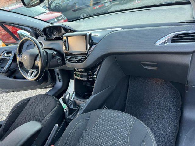PEUGEOT 208 1.2 PureTech 82 5p. GPL Allure