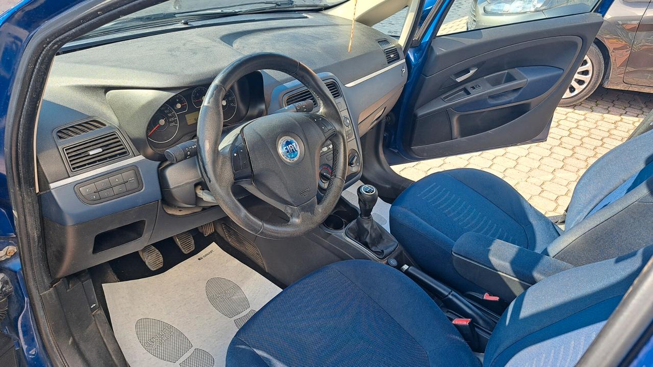 Fiat Grande Punto 1.3 MJT 75 CV 5 porte Dynamic OK NEO PATENTATI
