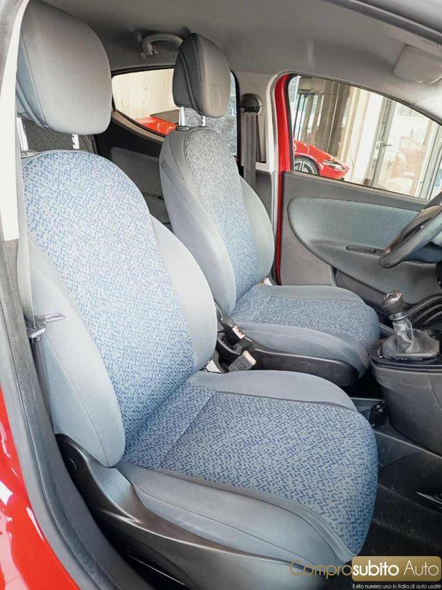 LANCIA Ypsilon 1.0 FireFly 5 porte S&S Hybrid Ecochic Gold