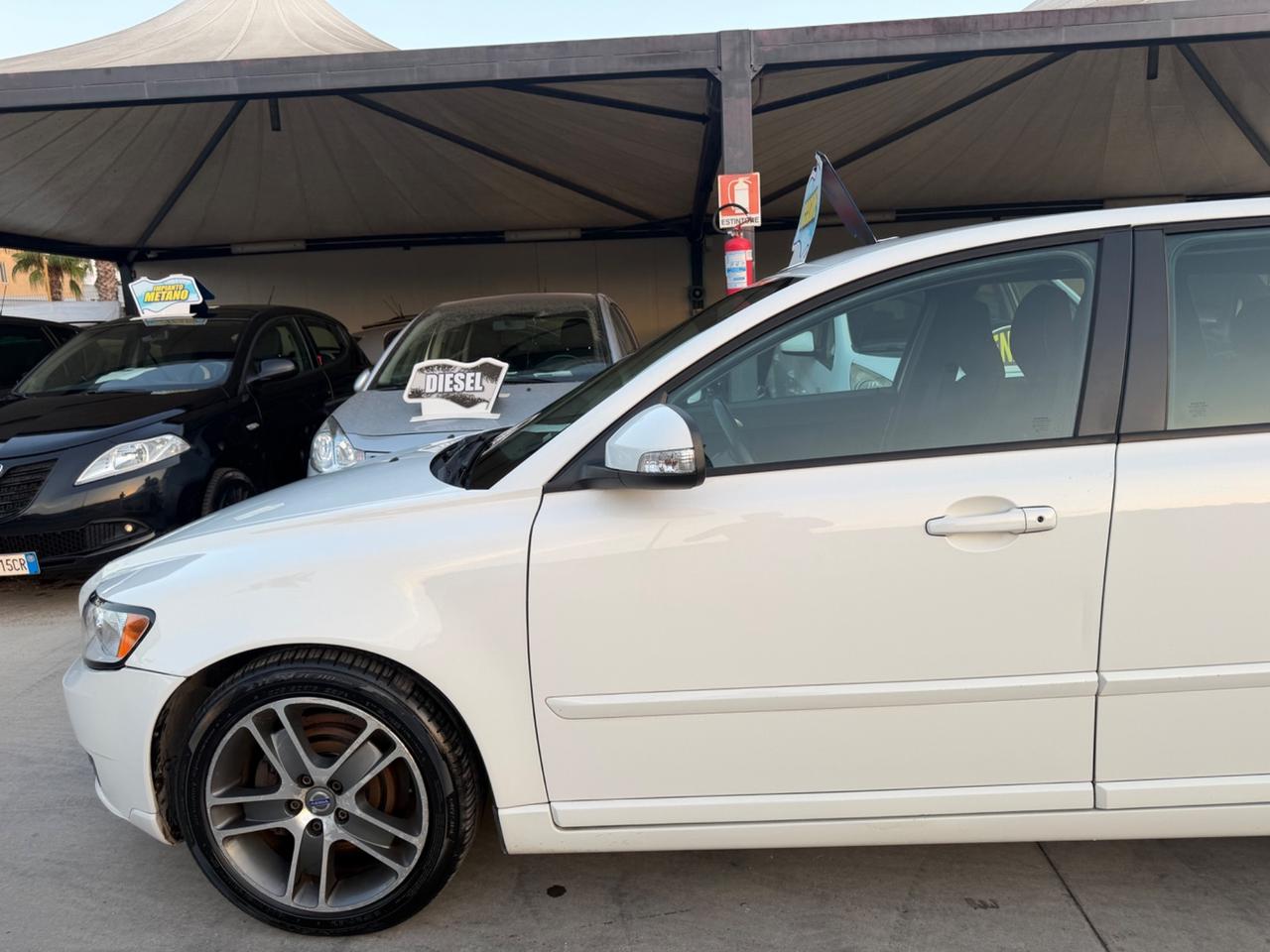 Volvo V50 1.6 DIESEL 2011 - CERCHI IN LEGA