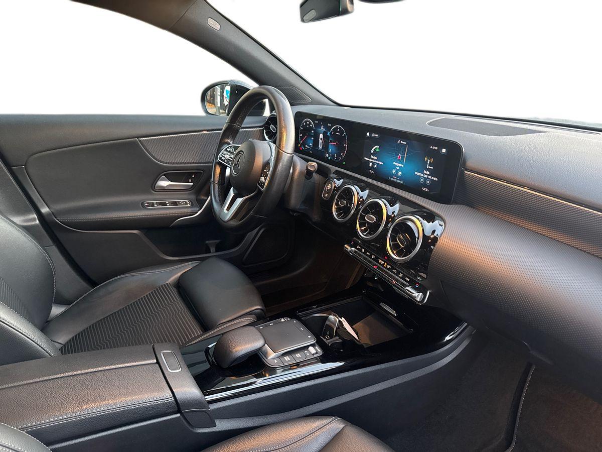 Mercedes-Benz A 200 d Sport Night edition auto