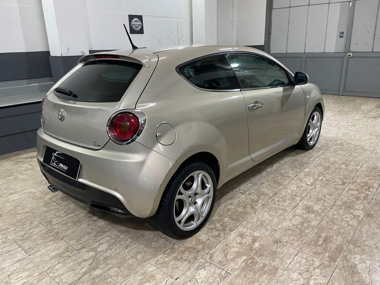 Alfa Romeo MiTo 1.3 JTDm-2 95 CV S&S Distinctive Sport Pack