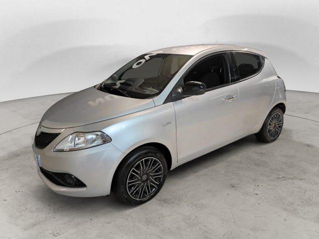 LANCIA Ypsilon 1.2 69 CV 5 porte S&S Gold