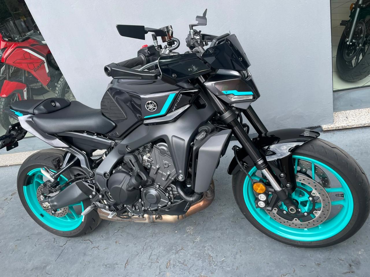 Yamaha MT-09 Y-AMT - 2024