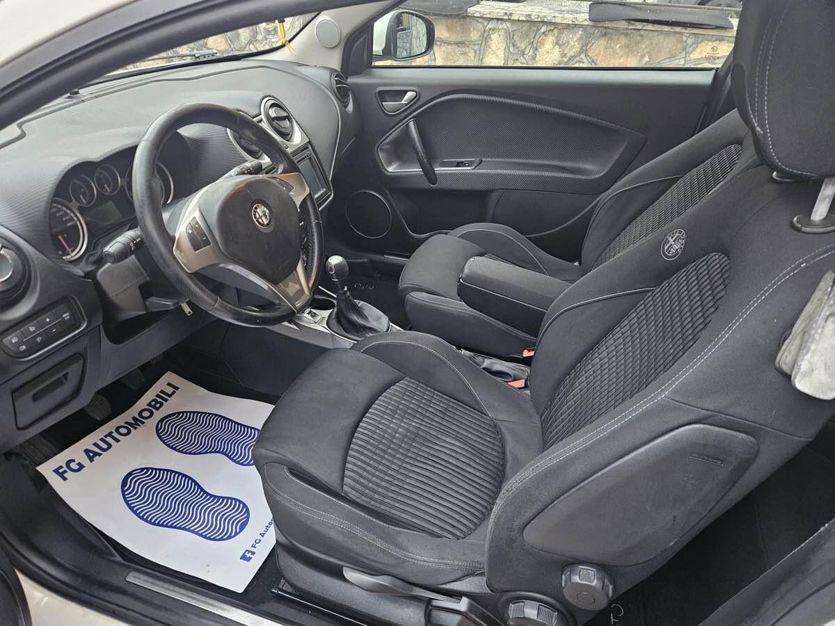 Alfa Romeo MiTo 1.3 JTDm 16V 90 CV Distinctive Sport Pack
