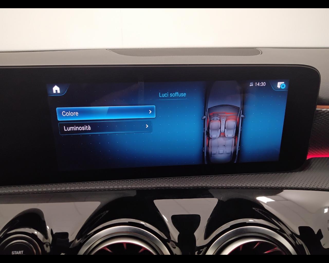 Mercedes-Benz Classe A - W177 2018 - A 180 d Sport auto