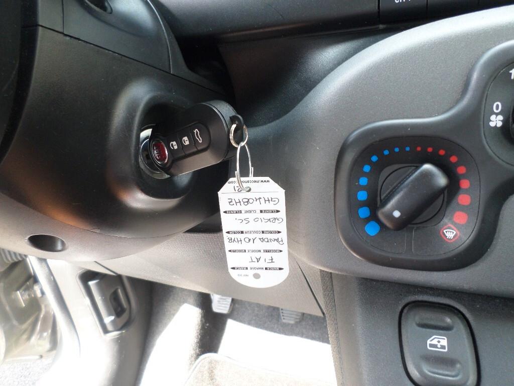 Fiat Panda 1.0 FireFly S&S Hybrid City Cross