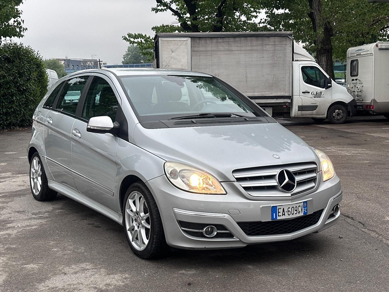 Mercedes-benz B 180 CDI Sport pari al Nuovo