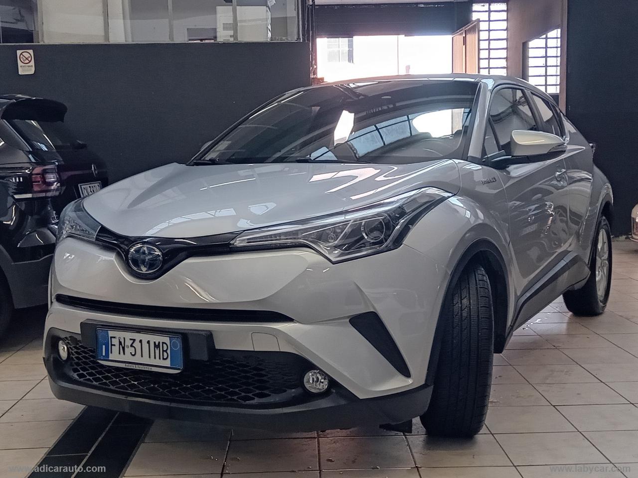 TOYOTA C-HR 1.8 Hybrid E-CVT Active