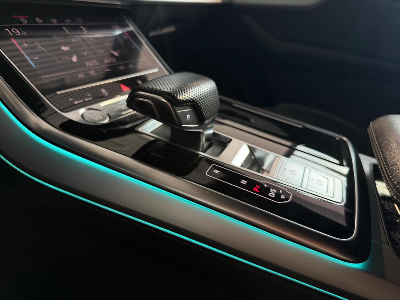 Audi Q8 50 TDI 286 CV quattro tiptronic Sport