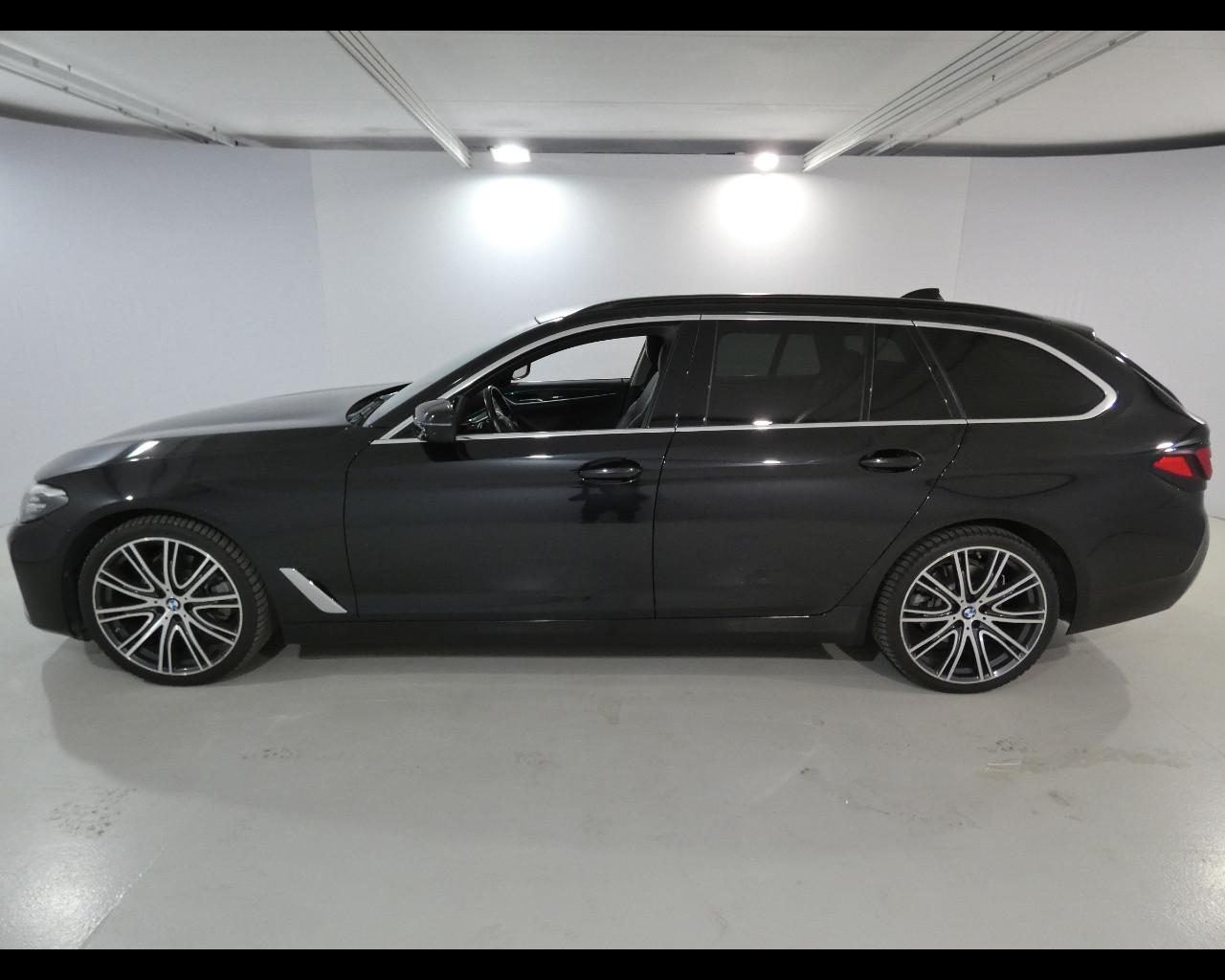BMW Serie 5(G30/31/F90) - 520d 48V Touring Luxury