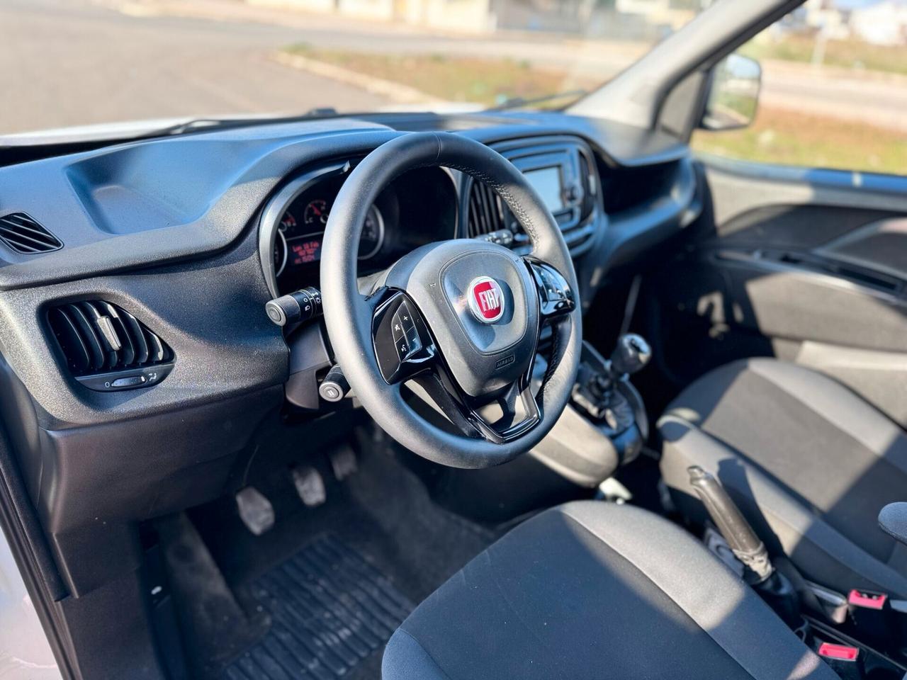 Fiat Doblò 1.6 MJT 105CV PC Combi Atuocarro N1