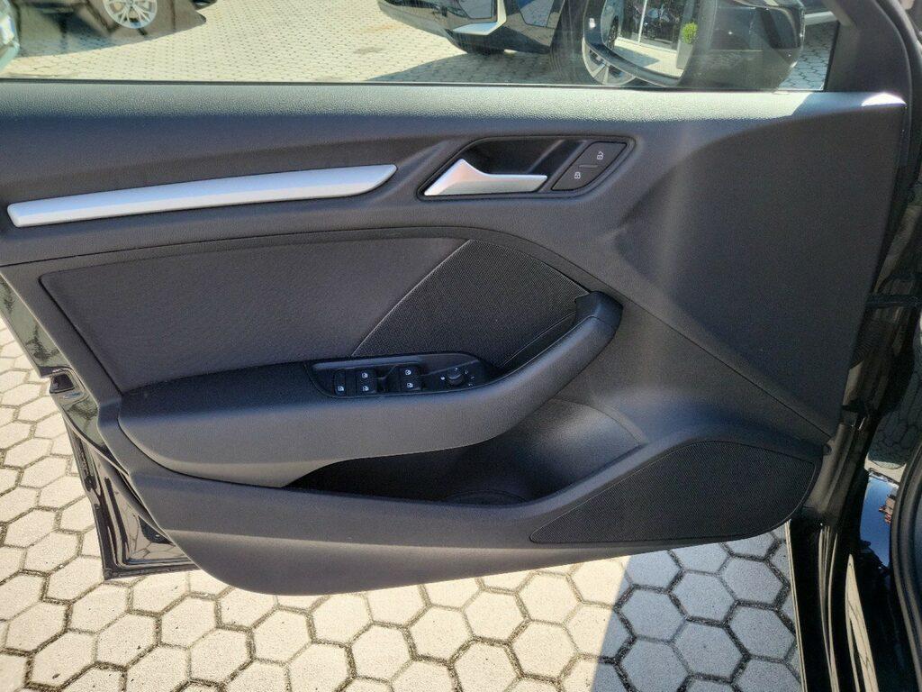Audi A3 30 1.0 TFSI Business S tronic