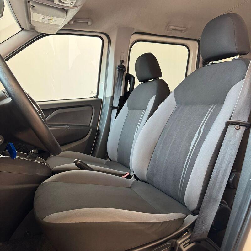 FIAT DOBLO' 1.6mjt 105cv AUTOCARRO 5 POSTI