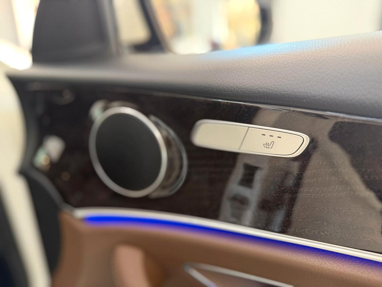 Mercedes-benz E 220 d Auto Premium Plus