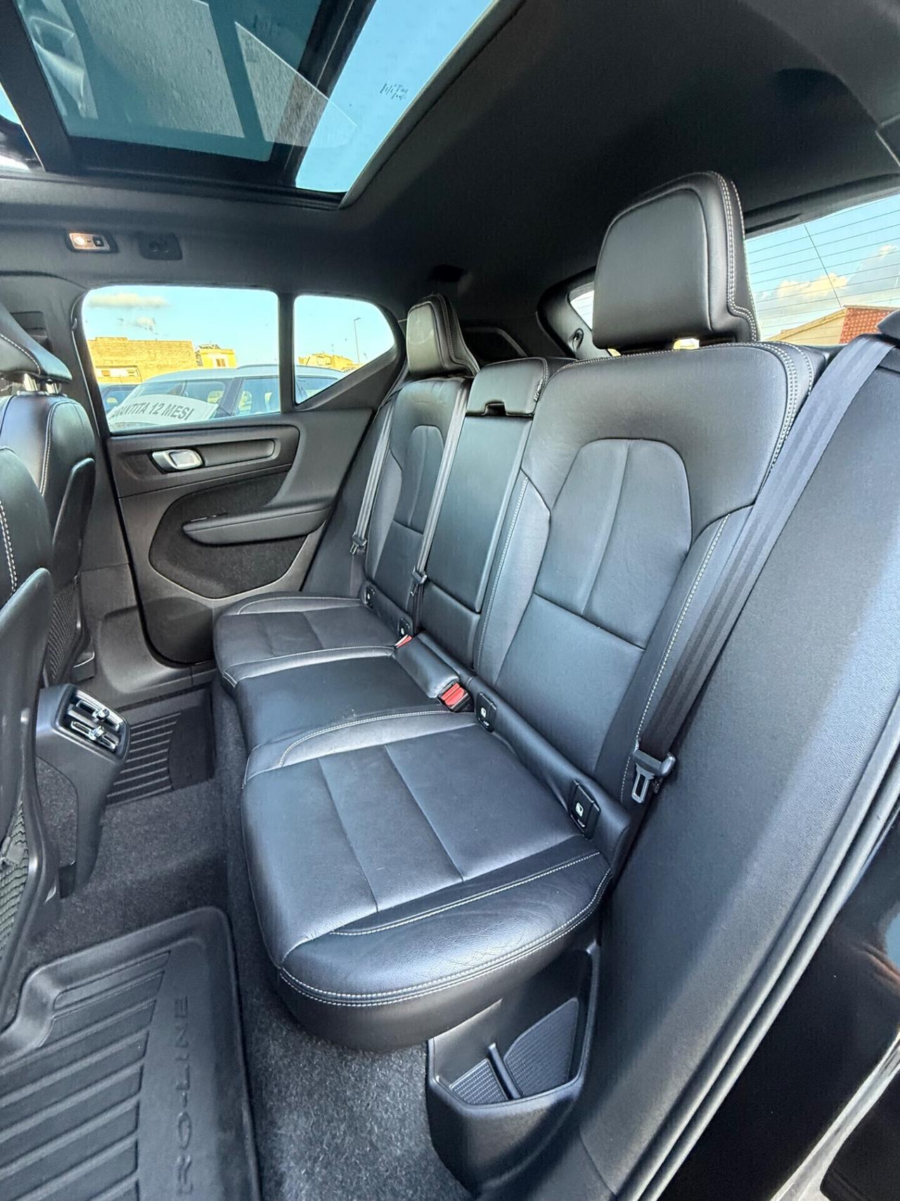 Volvo XC40 D4 AWD Geartronic R-design