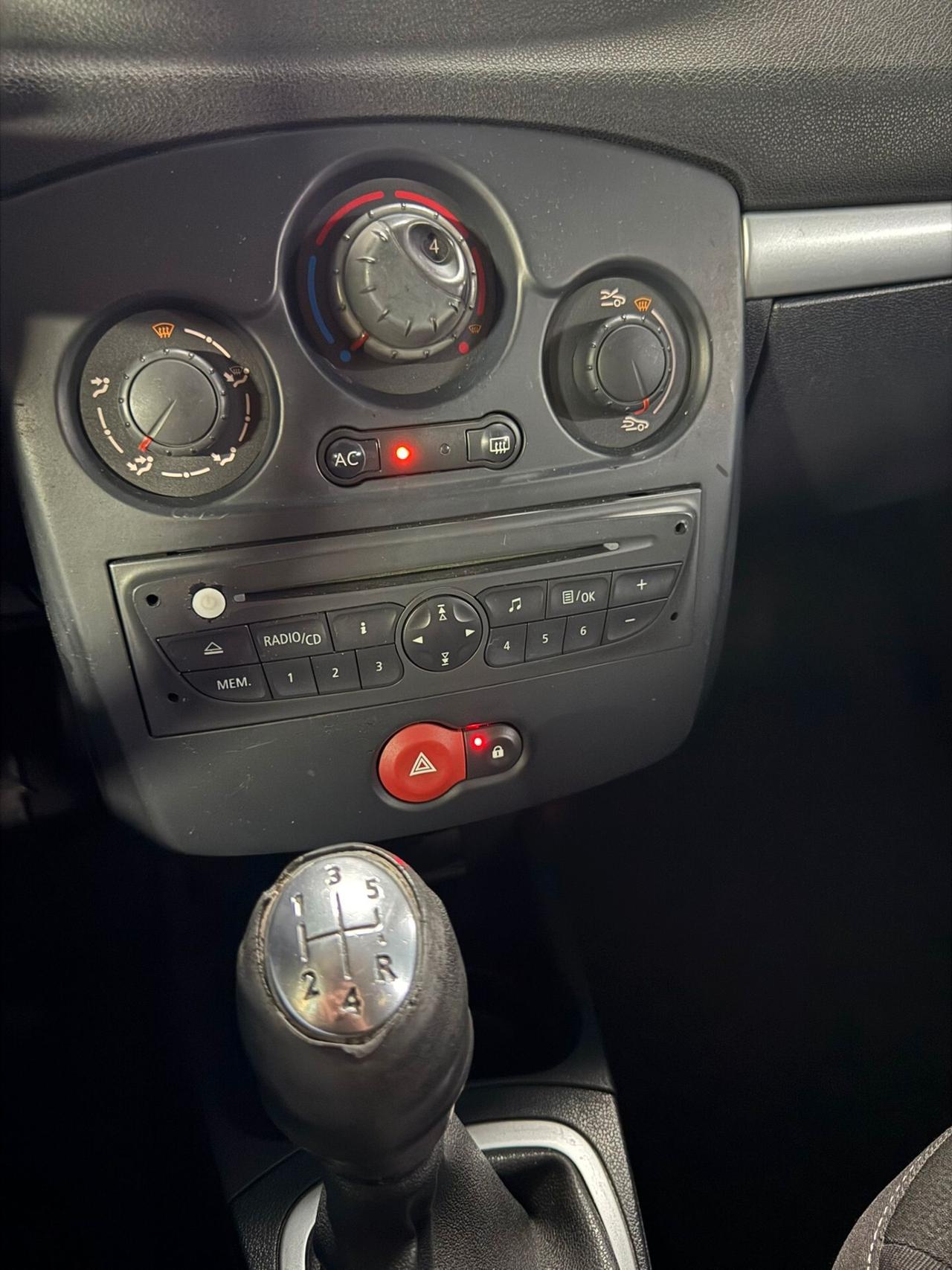 CLIO BENZINA E GPL ! PREZZO BOMBA!!!