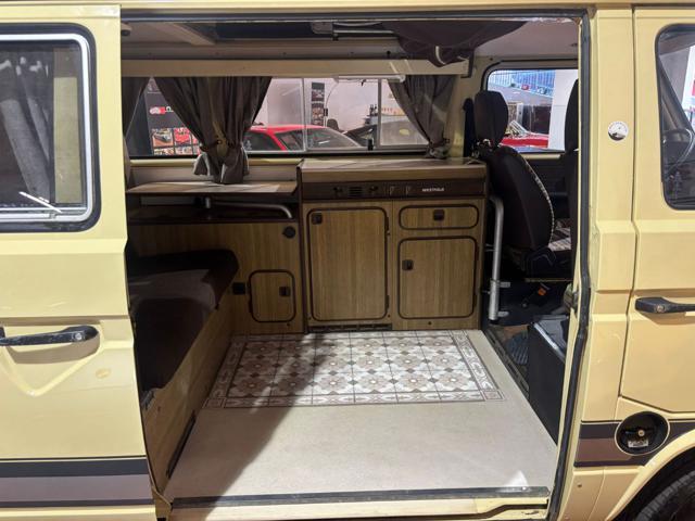 VOLKSWAGEN T3 WESTFALIA 2.0 Joker -4 posti letto -Restaurato