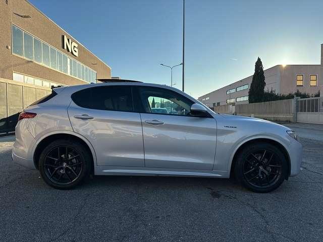 Alfa Romeo Stelvio 2.2 AT8 Q4 Veloce 210cv