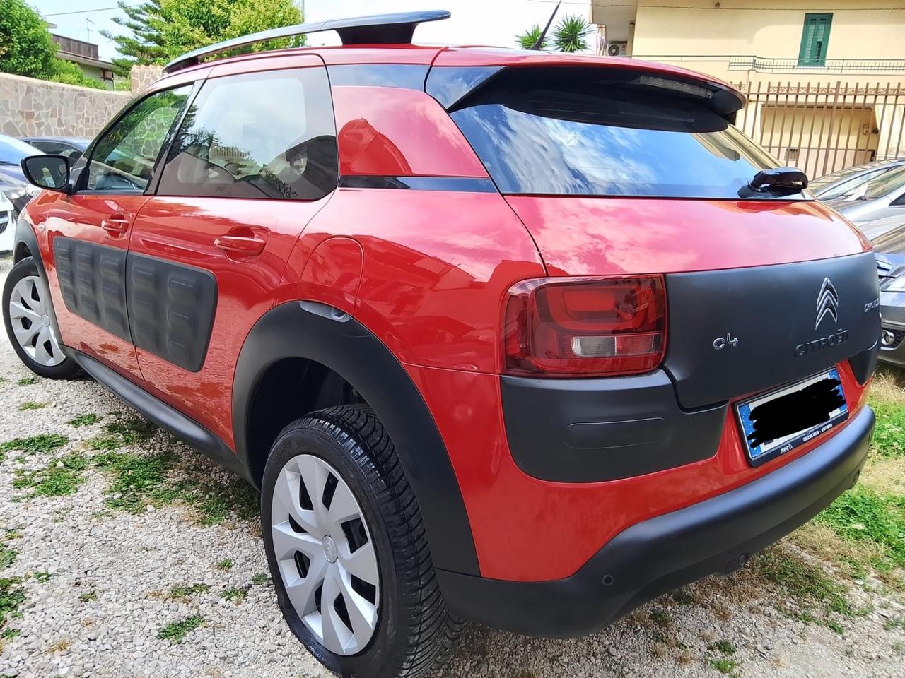 Citroen C4 Cactus BlueHDi 100 anno 2015