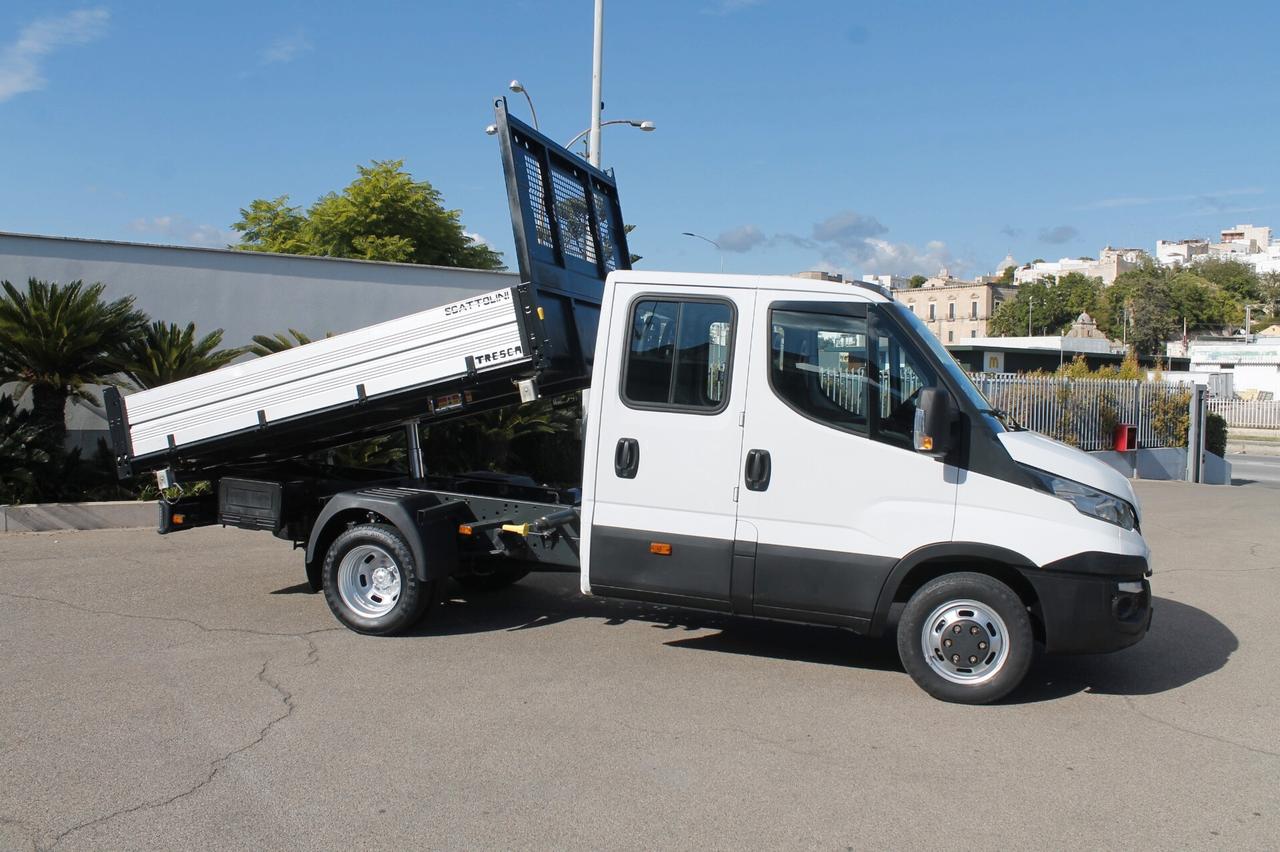 Iveco Daily 35C13 doppia cabina 7 posti cassone ribaltabile