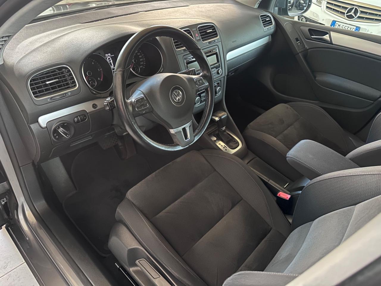 Volkswagen Golf 1.6 TDI DSG 5p. Highline