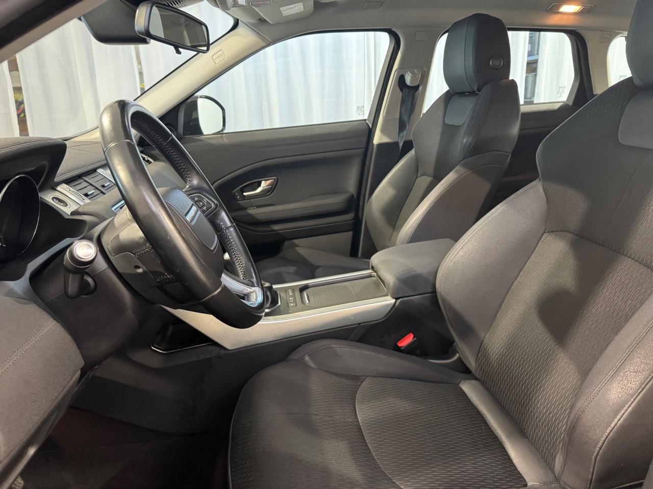 Land Rover Range Evoque 2.0 TD4 150 CV 5p. Pure