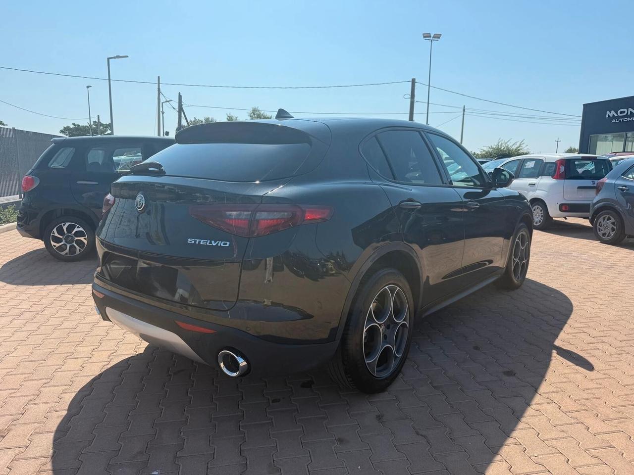 Alfa Romeo Stelvio 2.2 Turbodiesel 210 CV AT8 Q4 Super