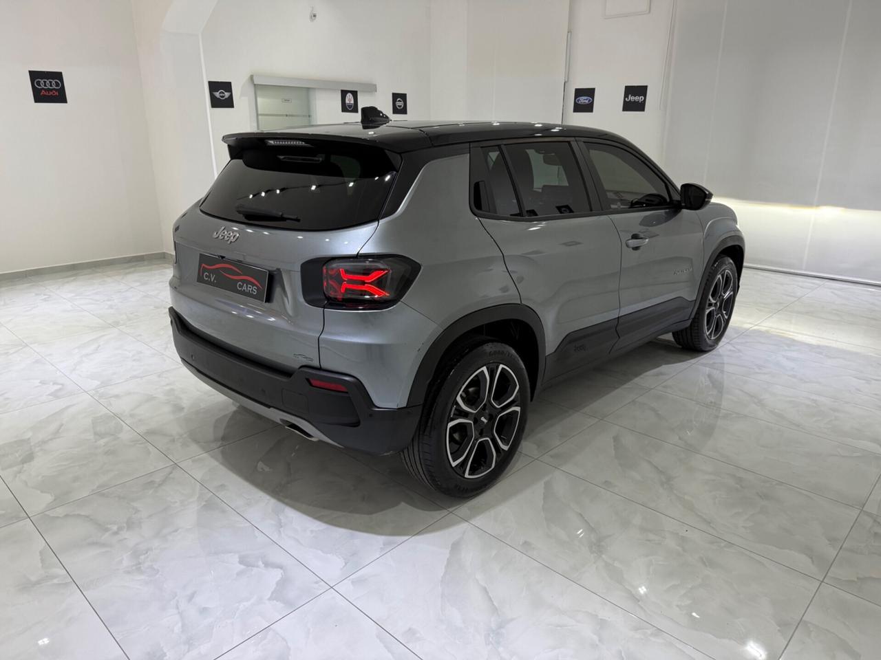 Jeep Avenger 1.2 Turbo 100 CV Summit