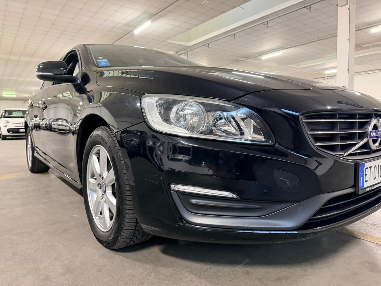 Volvo V60 D2 1.6 Kinetic