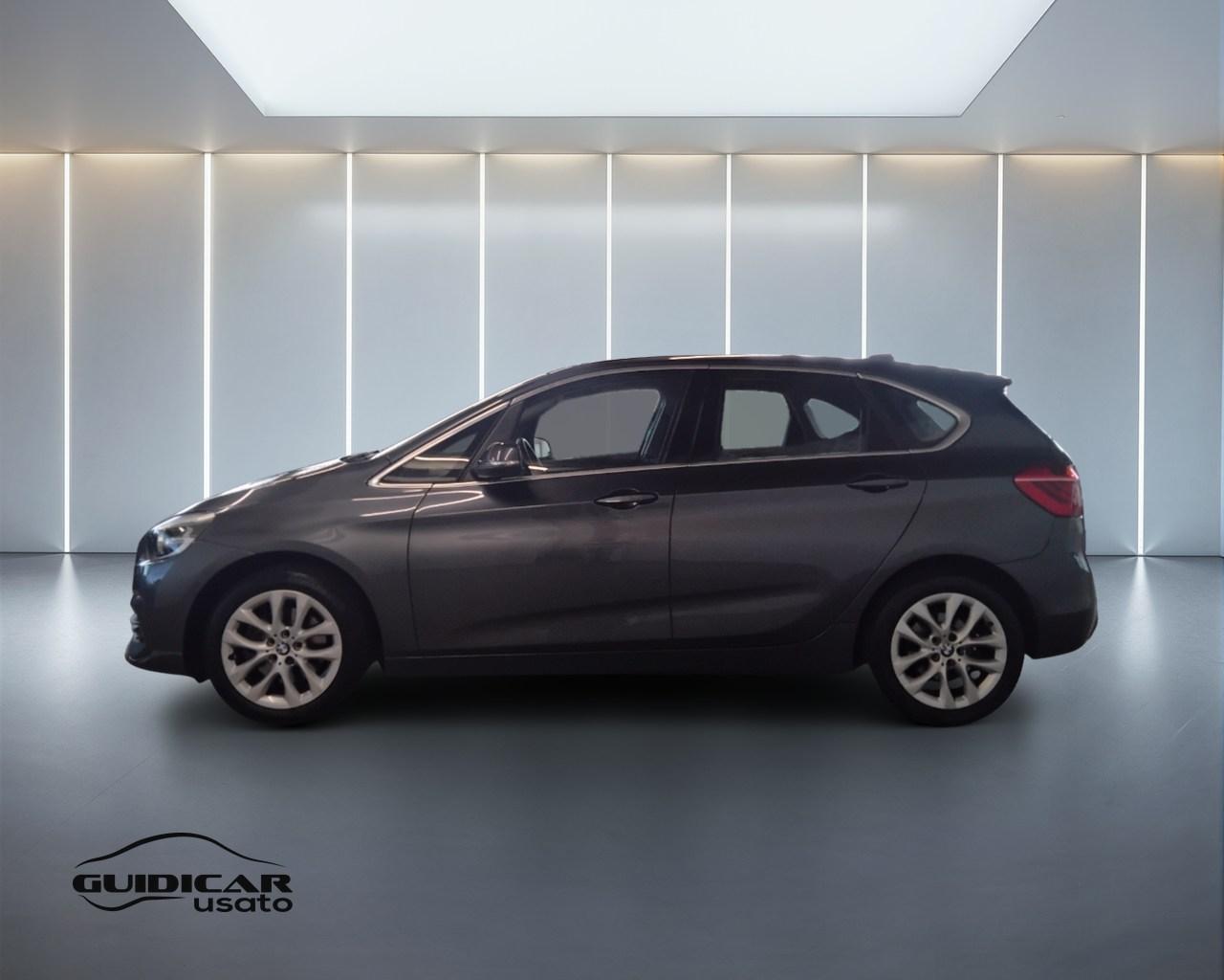 BMW Serie 2 F45 2018 Active Tourer - 218d Active Tourer Advantag