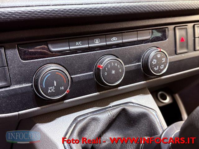 VOLKSWAGEN T6.1 Caravelle Kombi 2.0 TDI 110CV 9 posti