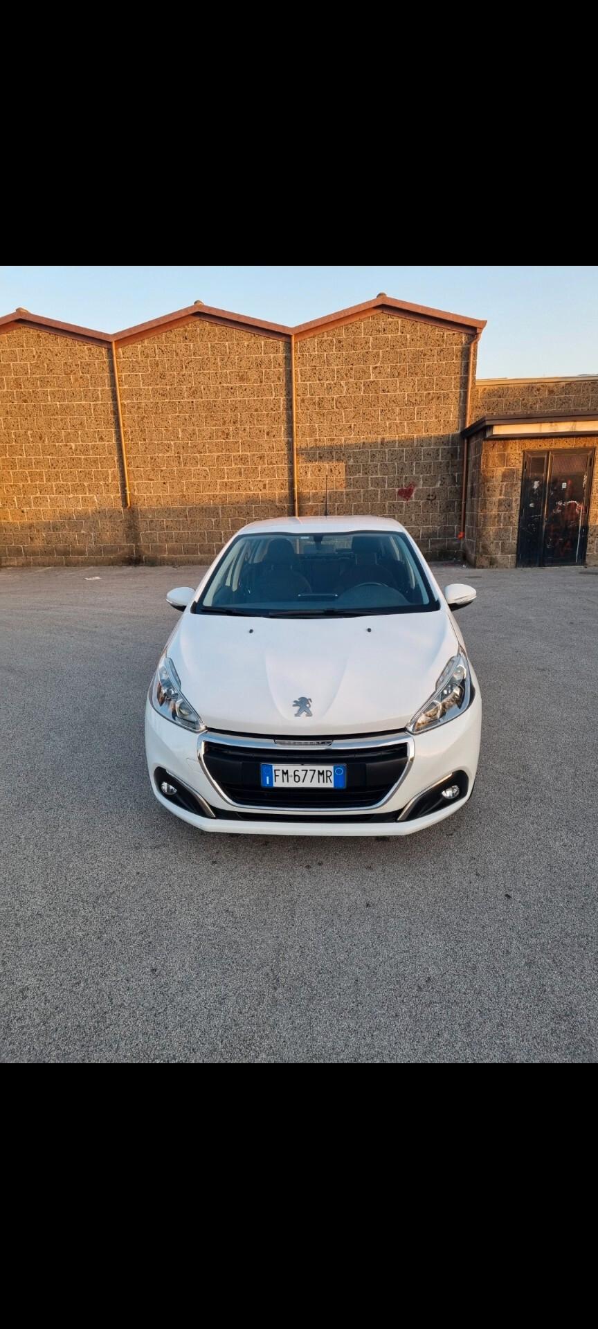 Peugeot 208 1.6 diesel 2018 km 87500