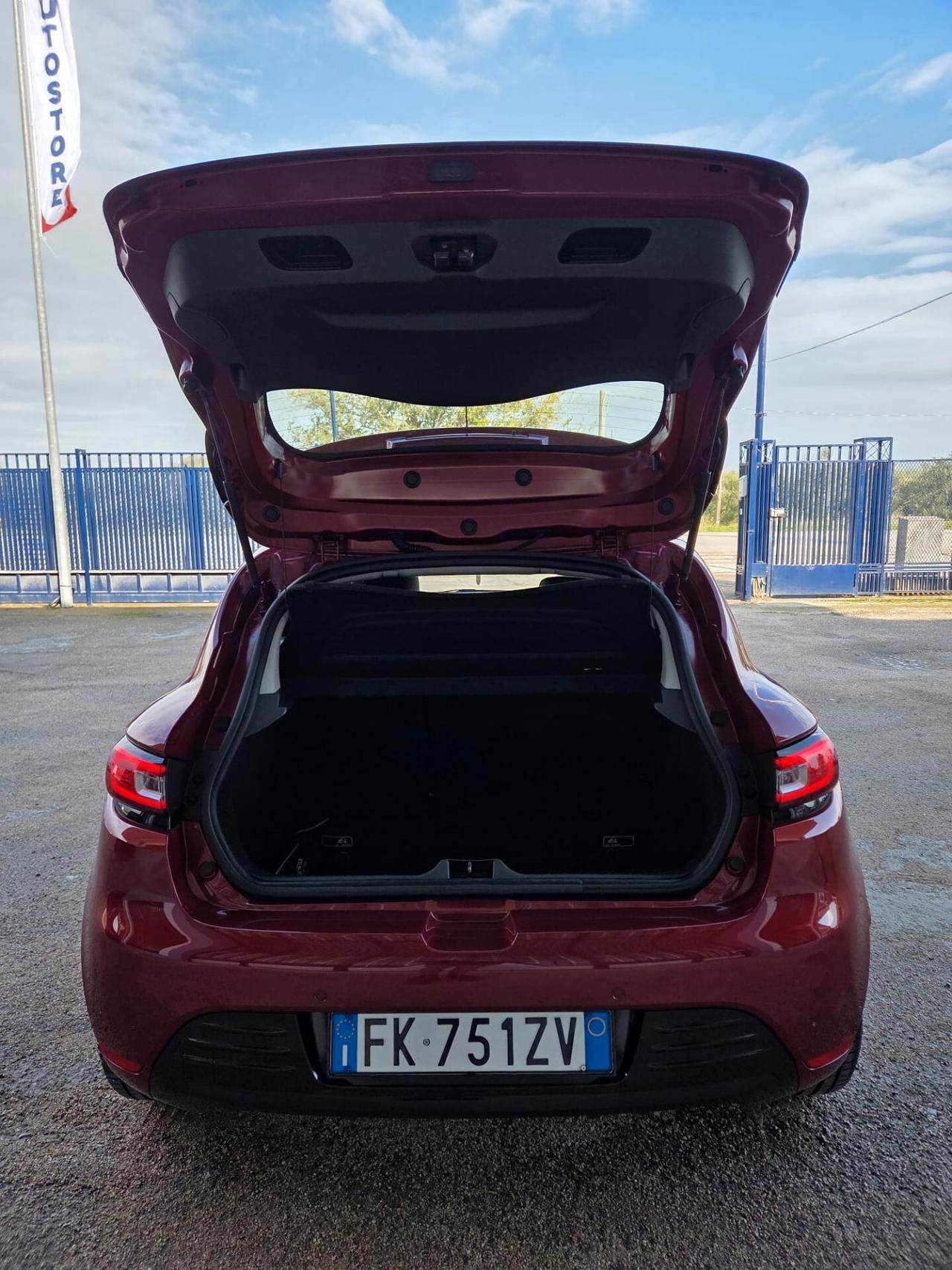 Renault Clio dCi 8V 75 CV Start&Stop 5 porte Energy Intens