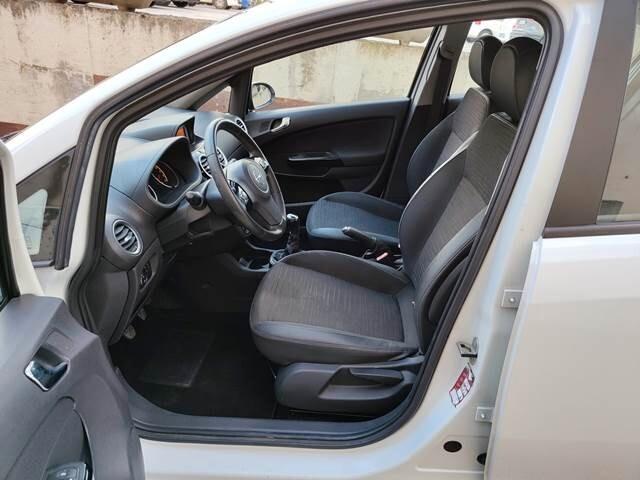 Opel Corsa 1.2 5P GPL 2035 TECH Edition