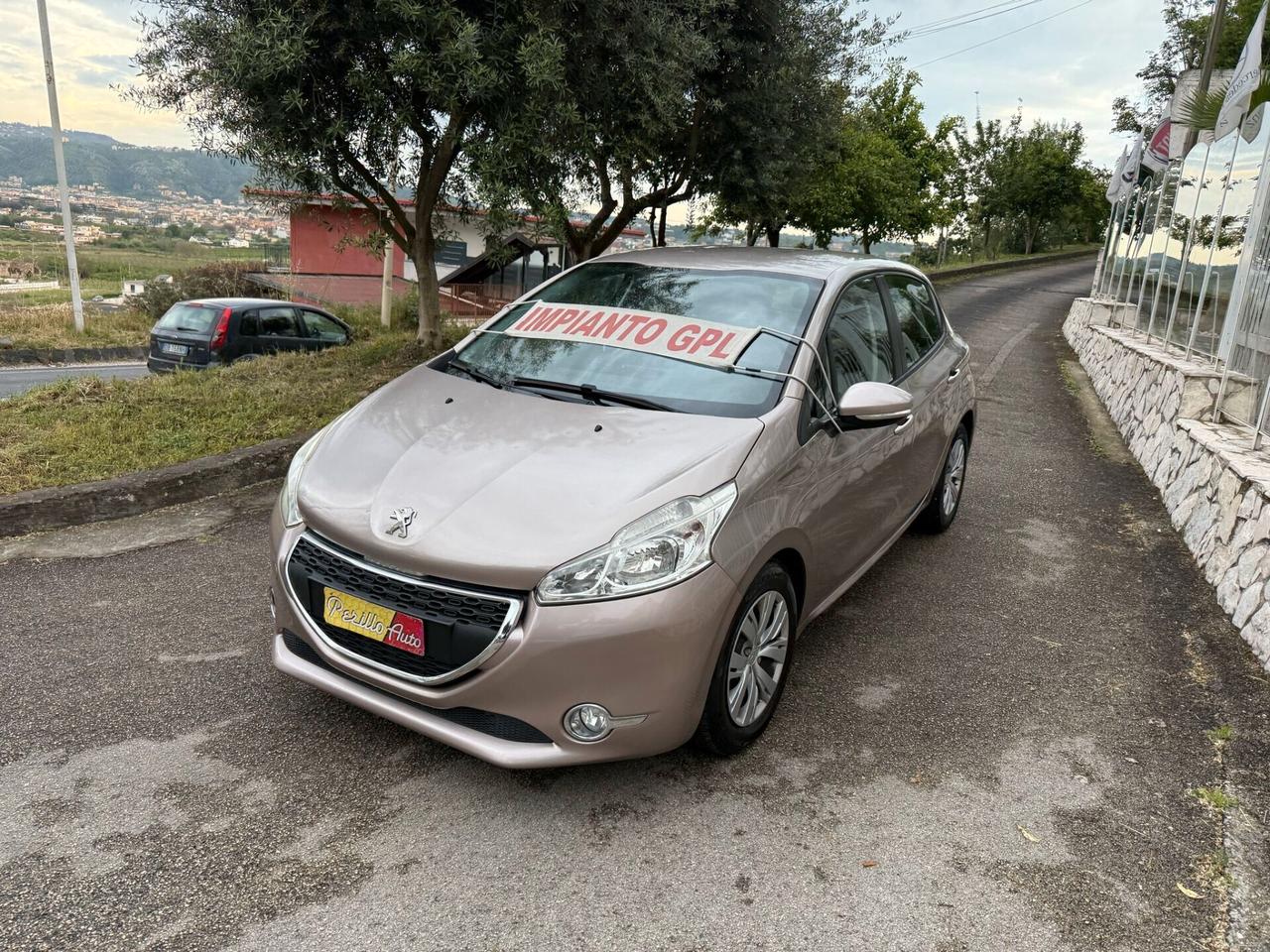 Peugeot 208 1.4 VTi 95 CV 5p. GPL Allure