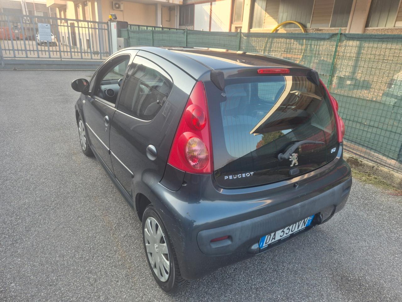 Peugeot 107 1.4 HDi 5p. Sweet Years