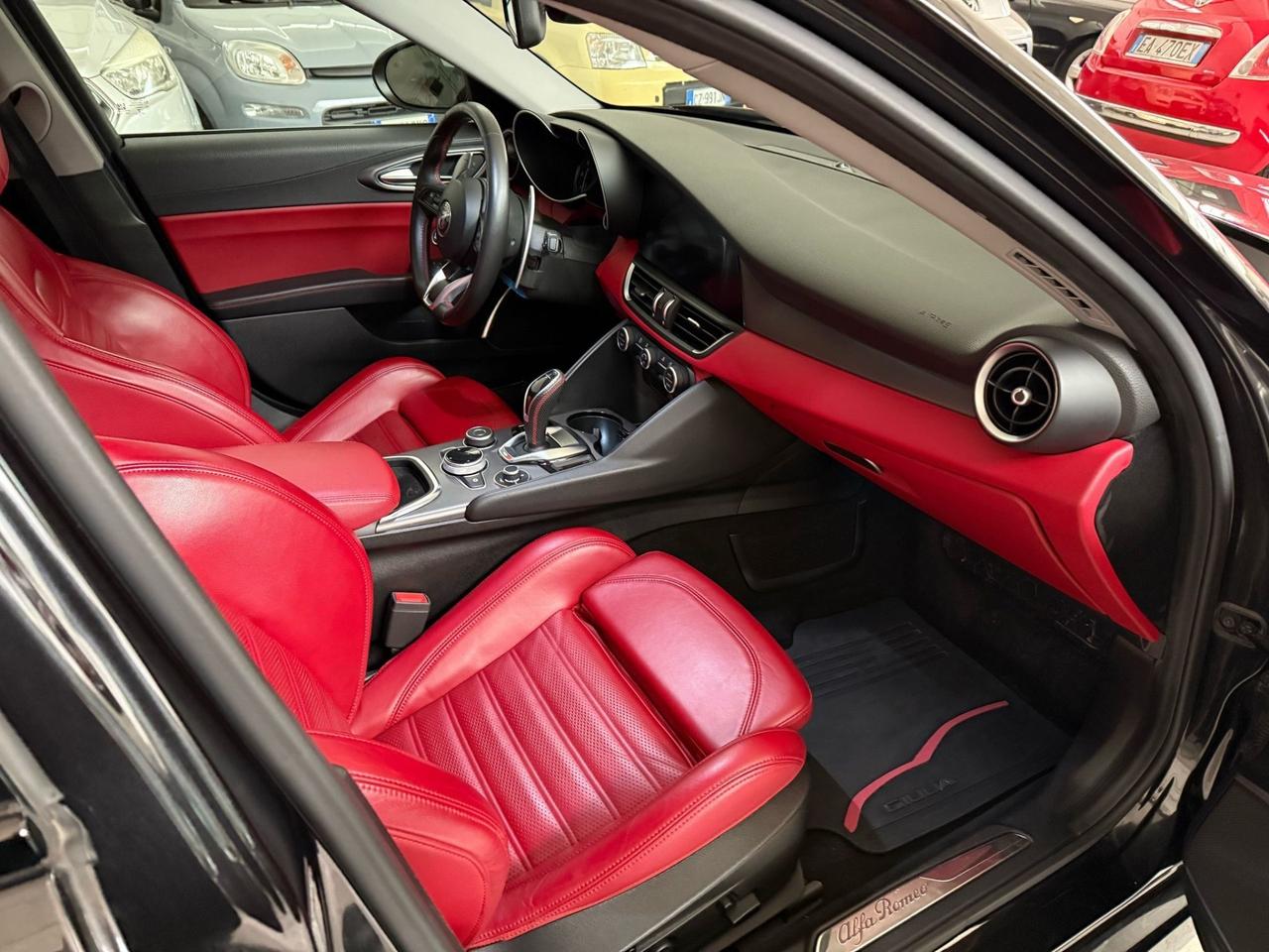 Alfa Romeo Giulia 2.2 Turbodiesel 210 CV AT8 AWD Q4 Veloce