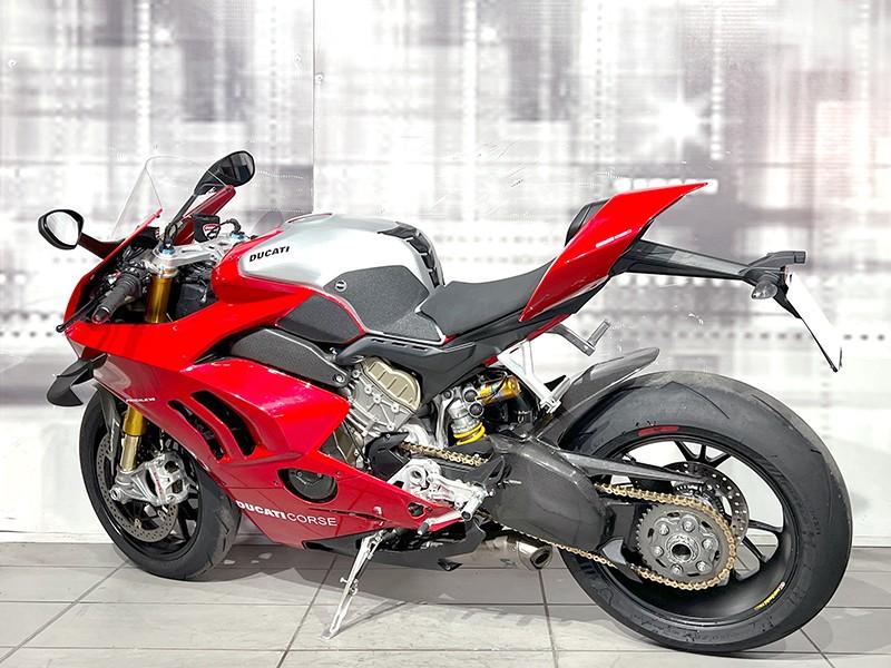 Ducati Panigale V4 S Abs
