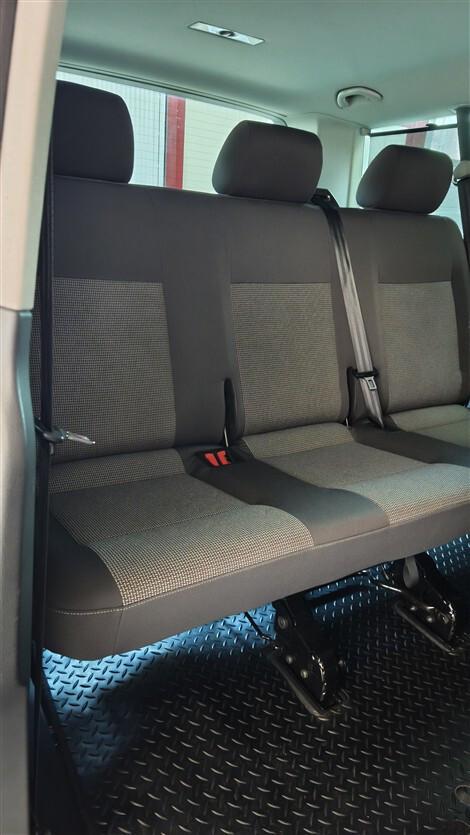 Volkswagen T5 Caravelle 2.0 BiTDI 180CV DSG Comfortline